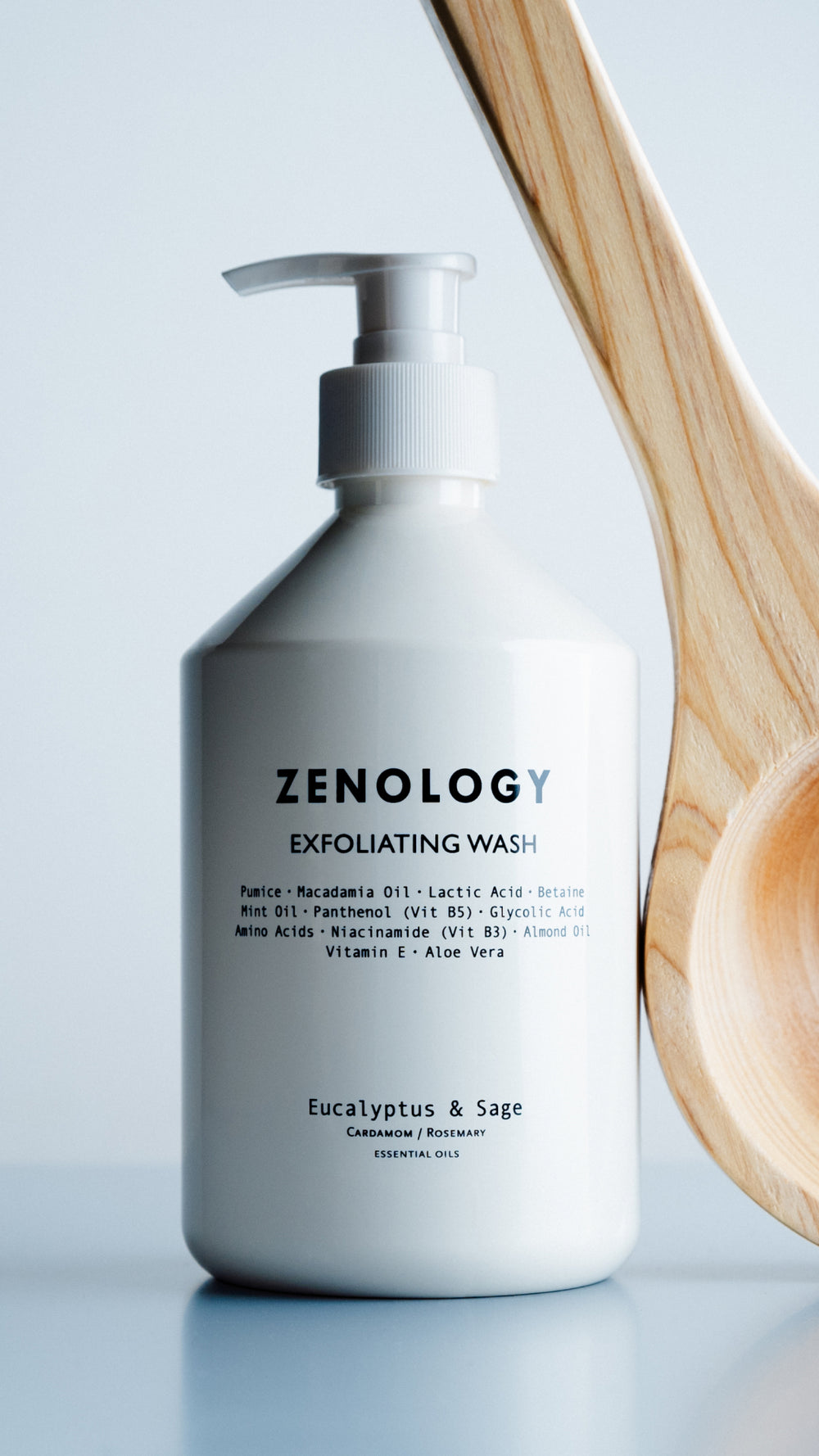 ZENOLOGY® Exfoliating Wash Eucalyptus &#038; Sage &#8211; key visual