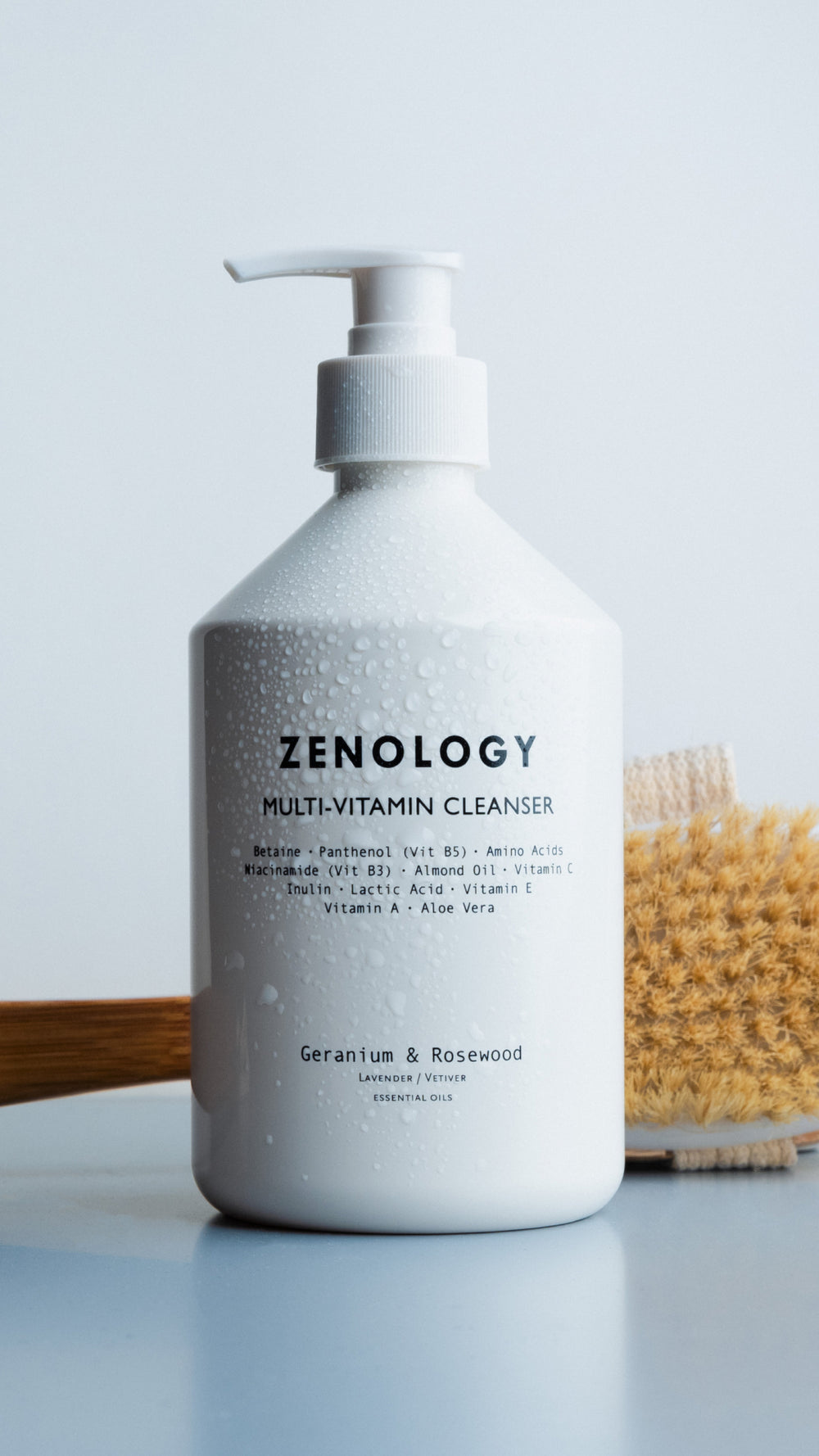 ZENOLOGY® Multi-Vitamin Cleanser Geranium &#038; Rosewood &#8211; key visual