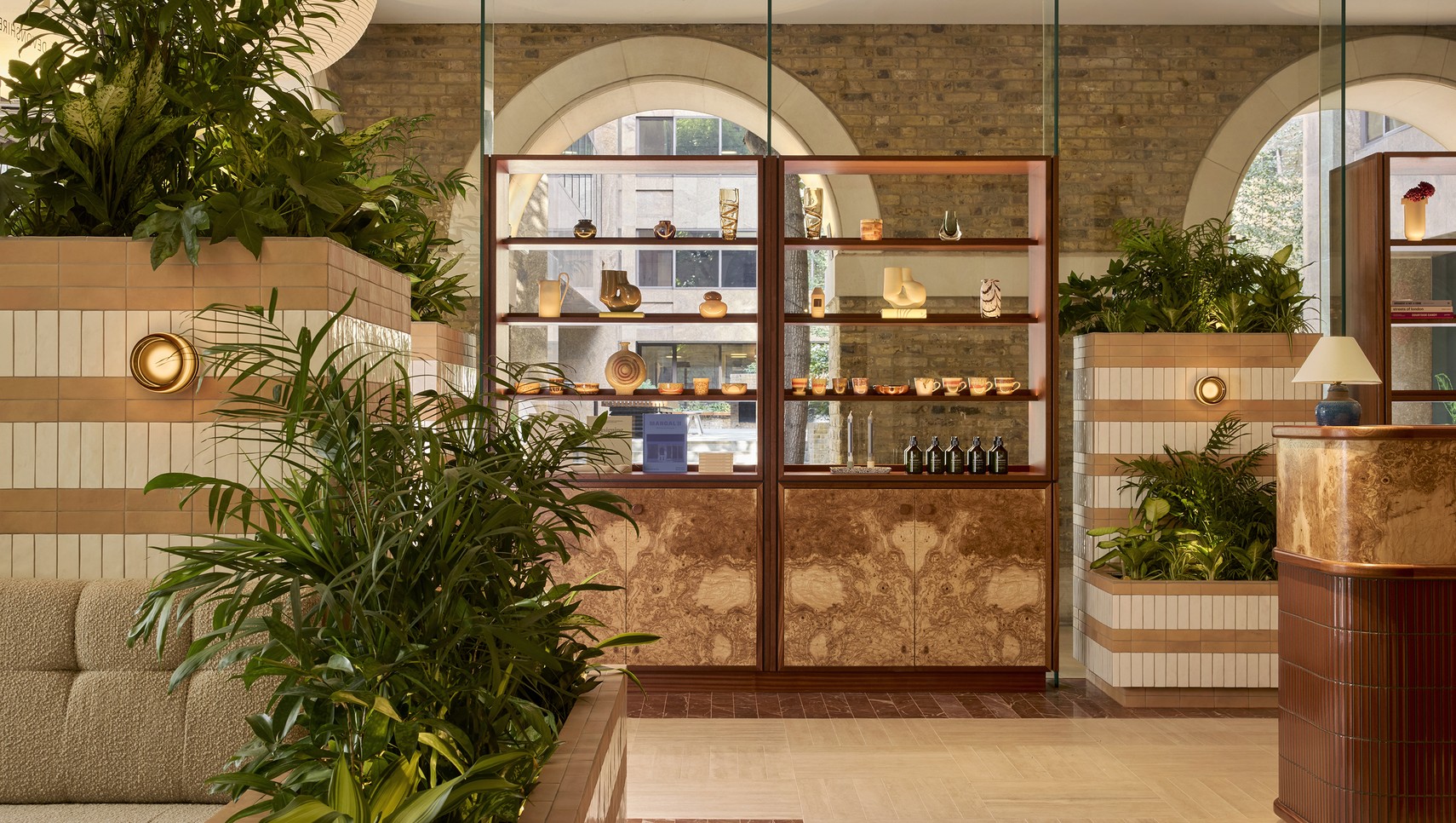 Our Citrus Nobilis scent is used throughout Sircle Collection London, United Kingdom. 