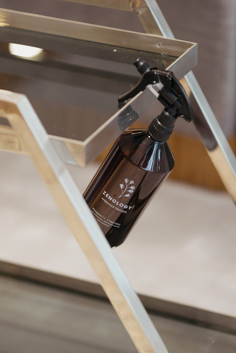 ZENOLOGY POTPOURRI LIQUIDUS_Moodshot3_Liquid Potpourri_72 DPI